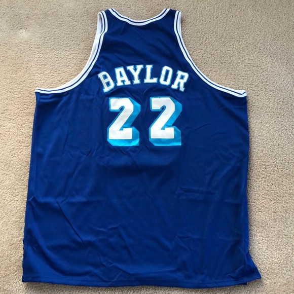 Los Angeles Lakers throwback city uniform. - Picture 4 of 4